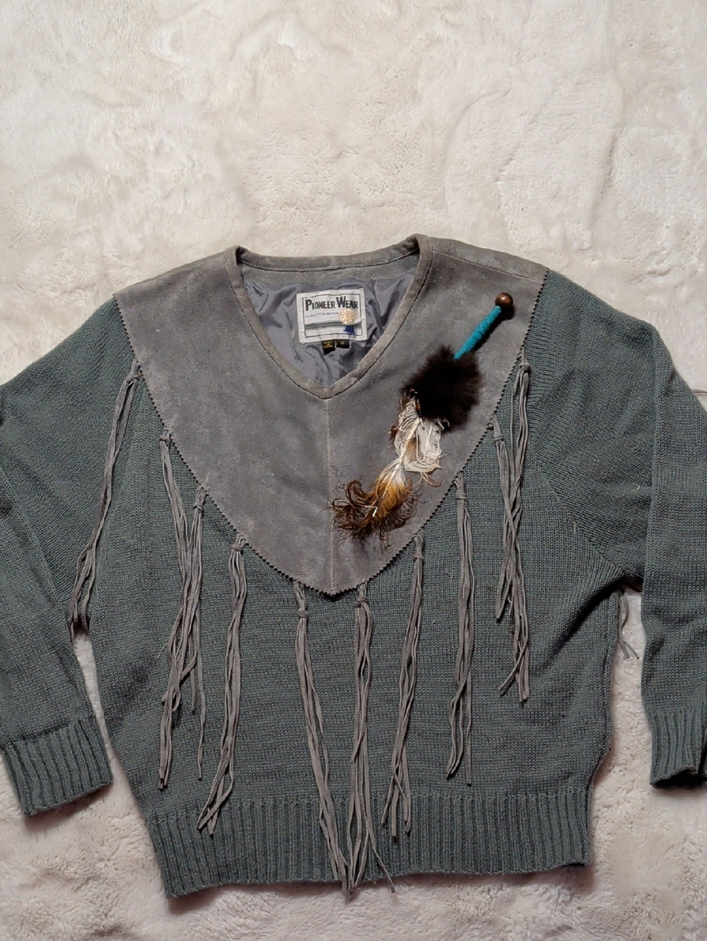 Pioneer‎ Wear Men's V-Neck Fringe Sweater in Sage Gray